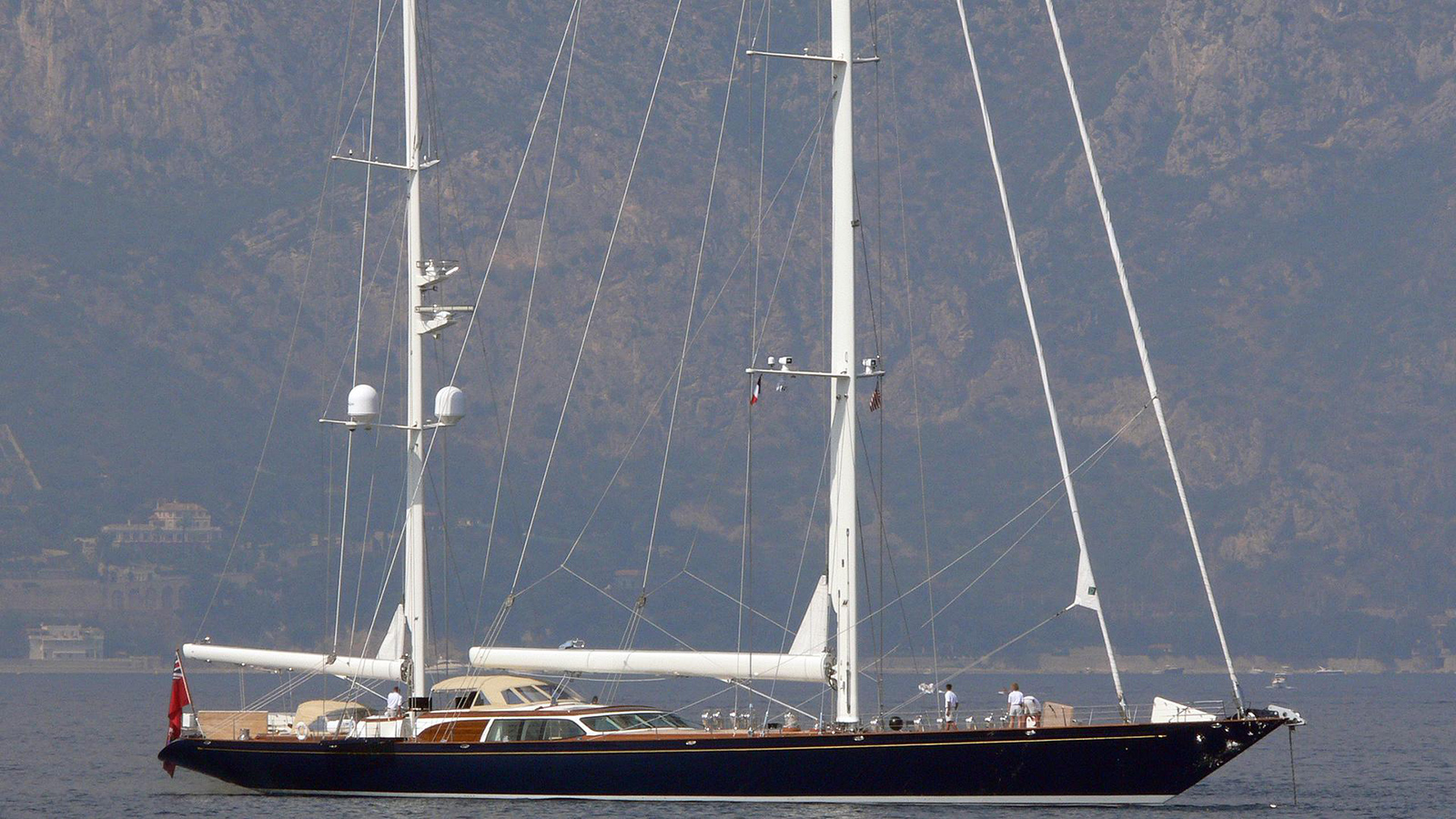 XOH2CmuSaiPoncAuuklw_wooden-superyacht-Asolare-Hodgdon.jpg