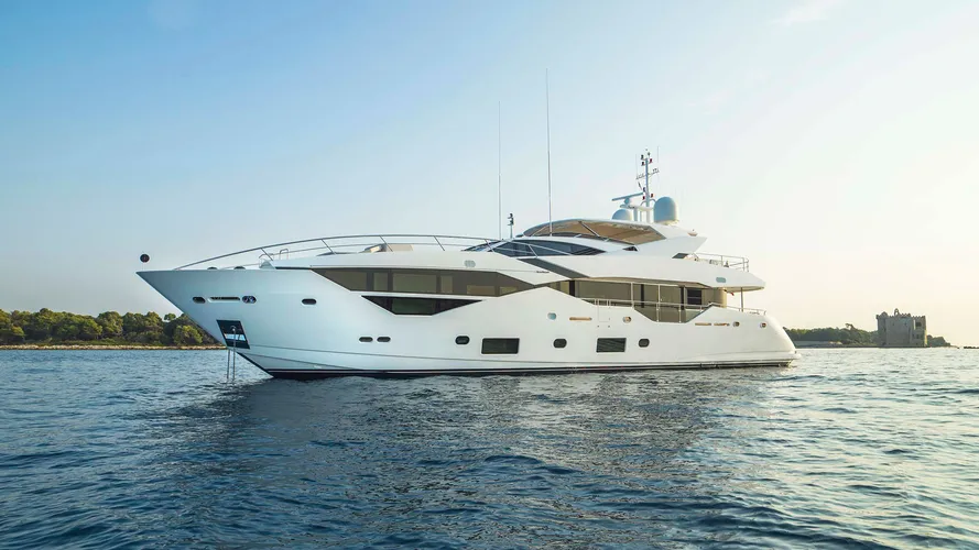 sunseeker-116-motor-yacht-for-sale