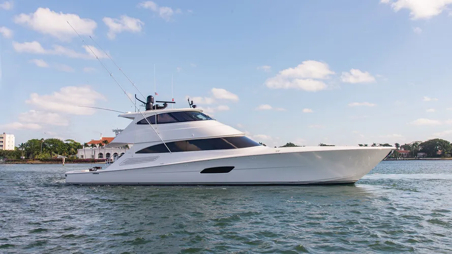 the-viking-motor-yacht-timeless-is-sold