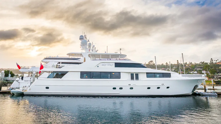 the-westport-motor-yacht-my-way-has-been-sold
