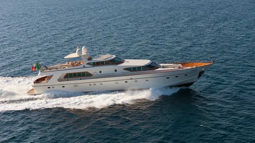 the-admiral-motor-yacht-saudades-has-been-sold