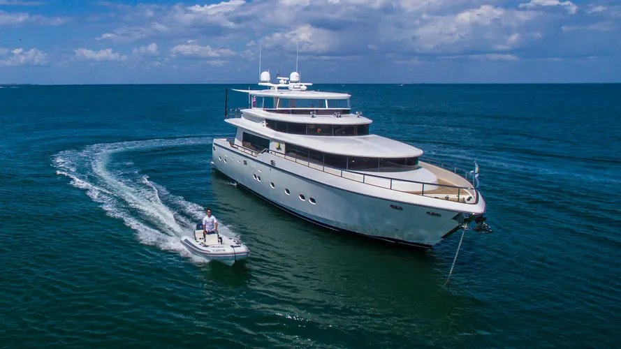 Moon River - yacht sold