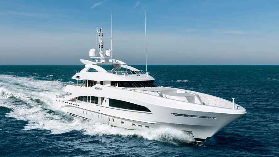 the-heesen-super-yacht-white-was-delivered-to-her-owner-in-may-2018-credit-dick-holthuis