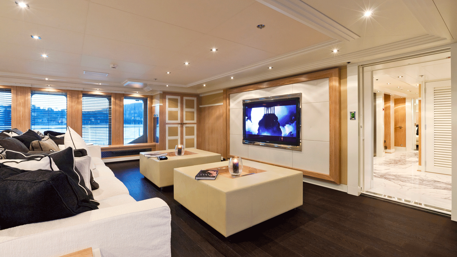 turquoise-motor-yacht-bella-2-for-sale