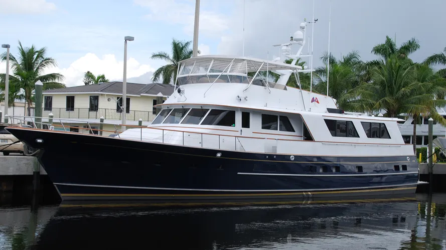 burger-motor-yacht-victory-has-been-sold