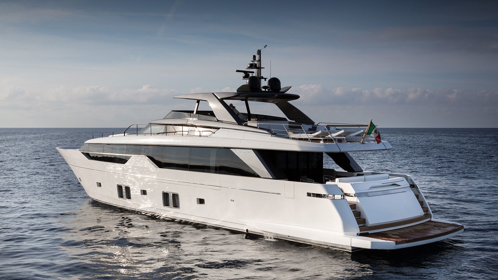 First photos revealed of Sanlorenzo asymmetric SL102 yacht