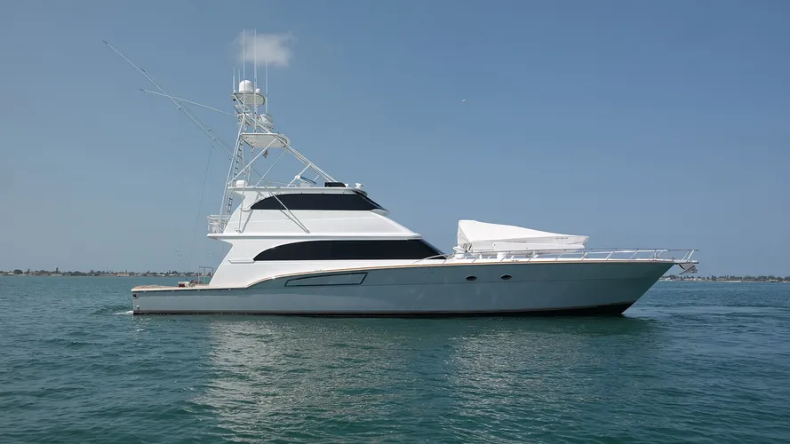 Donzi yacht Reel Screamer sold