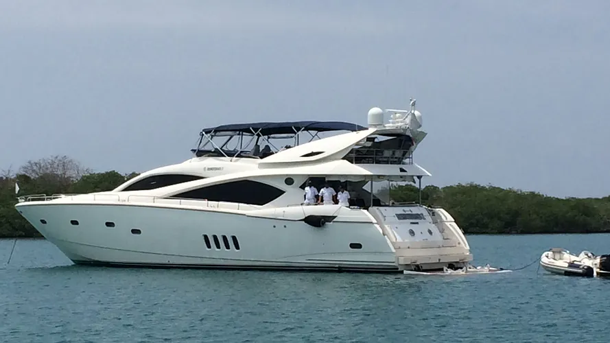 Lady Carole - Sunseeker yacht sold