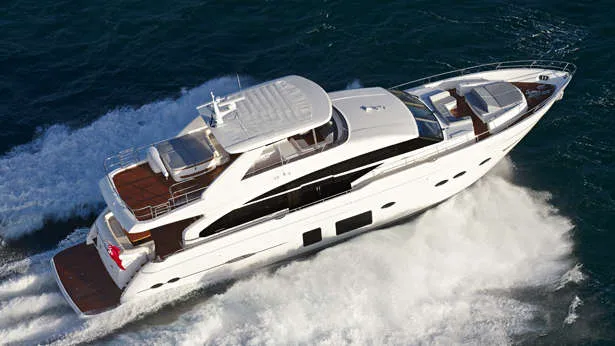 Princess 88 Super Yacht Cruising