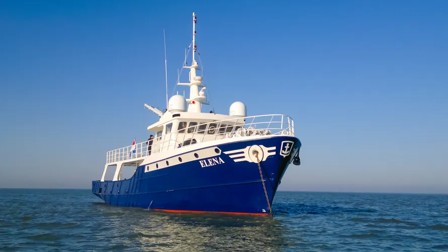 expedition-yacht-elena-for-sale