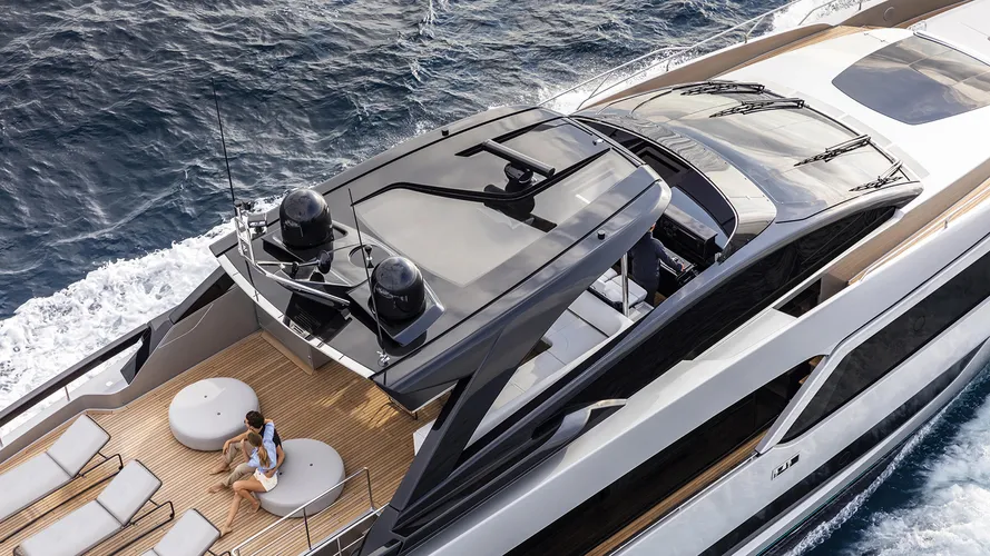 inside-the-new-riva-argo-90-hardtop