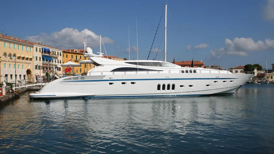  Super-yacht-Evermina-Six-sold-by-Burgess-and-My-Sea 