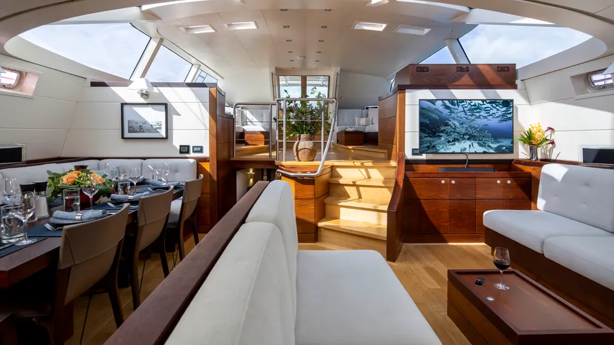 bayards-sailing-yacht-radiance-for-sale
