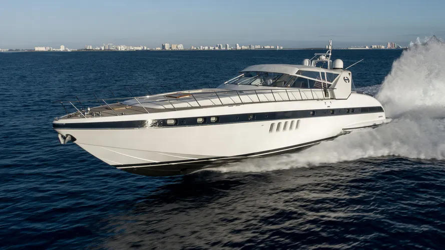 mangusta-motor-yacht-happy-for-sale