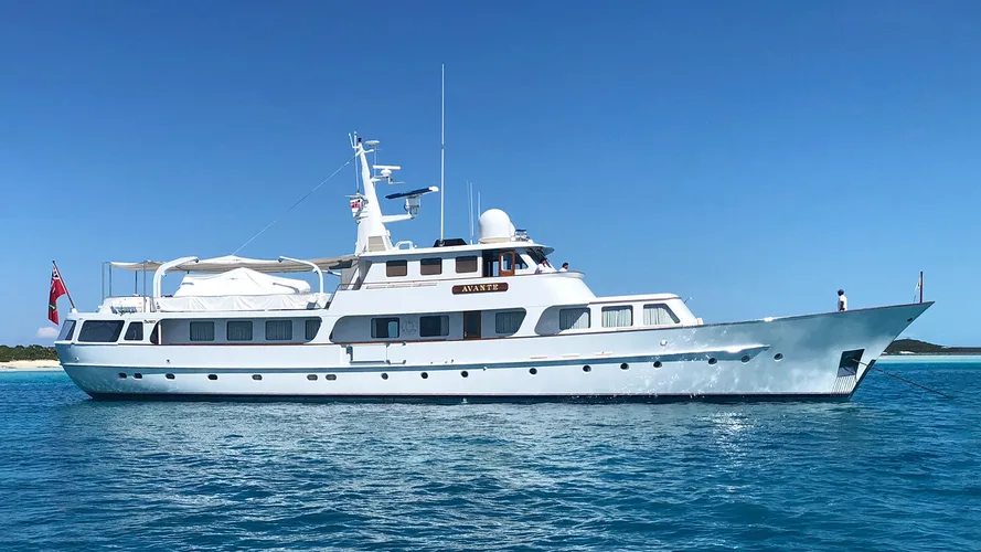  classic-feadship-motor-yacht-avante-v-sold