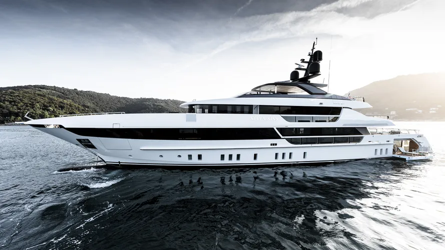 Sanlorenzo-motor-yacht-Seven-Sins-sold-in-co-ownership-agreement