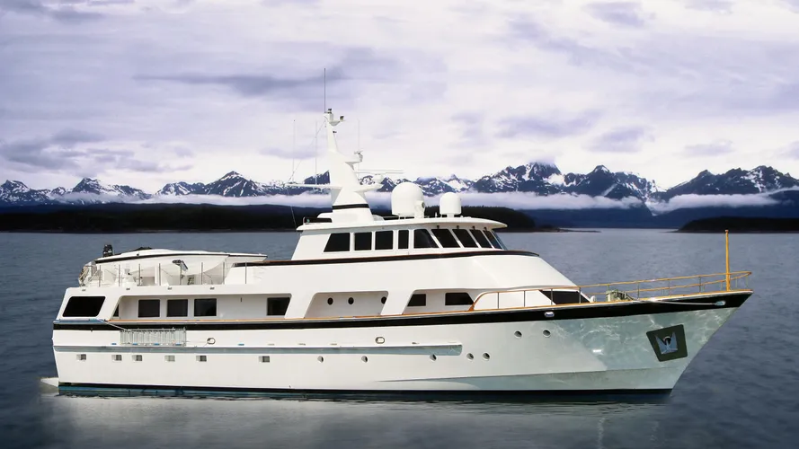 cheoy-lee-motor-yacht-ivory-lady-sold