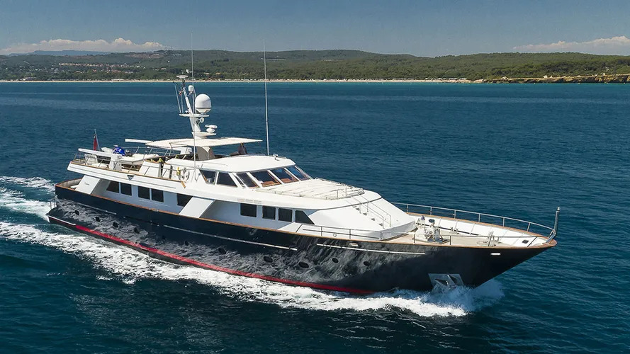 codecasa-motor-yacht-bel-ami-ii-for-sale