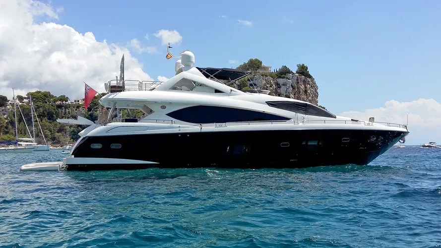 the-sunseeker-motor-yacht-oomka-has-been-sold