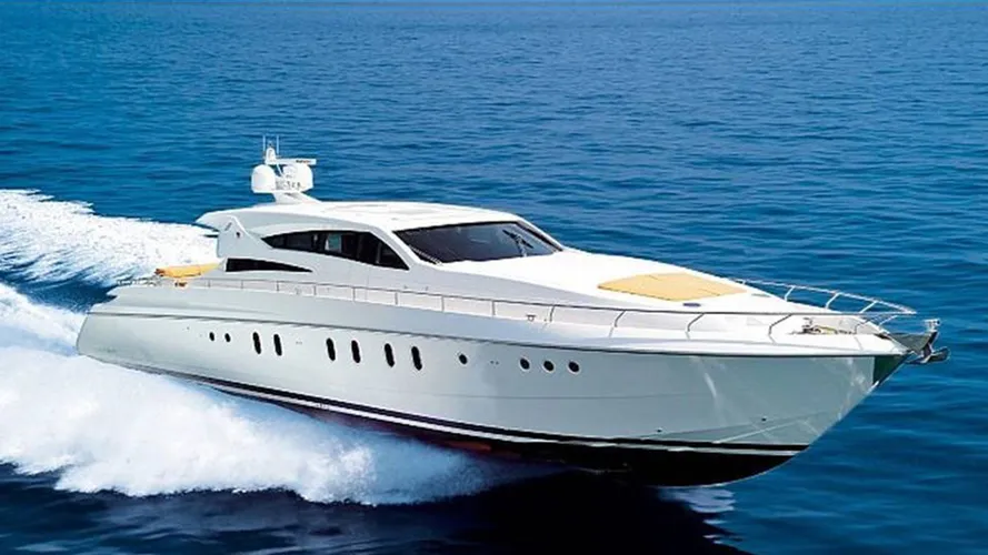 the-Dalla-Pieta-motor-yacht-camy-has-been-sold