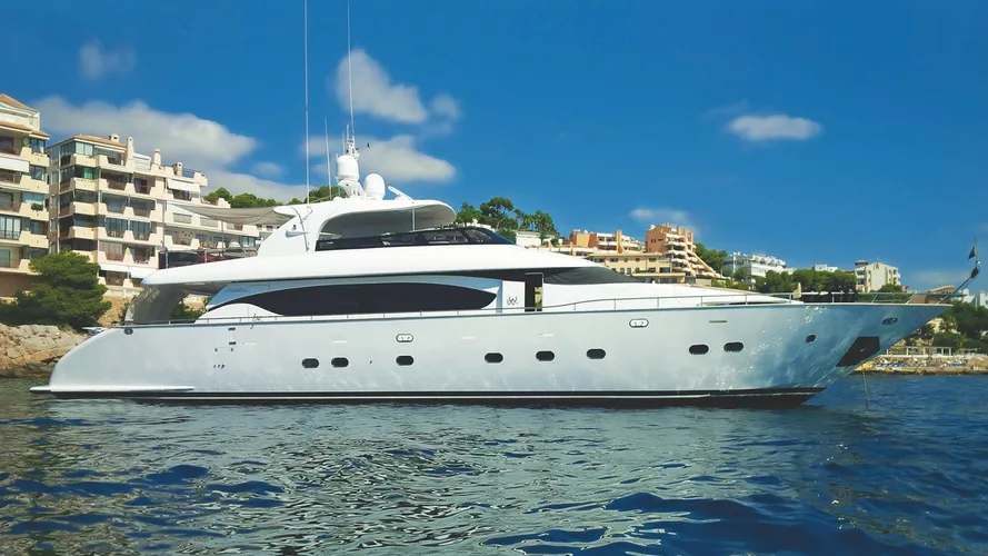 Yacht for charter Quo Vadis