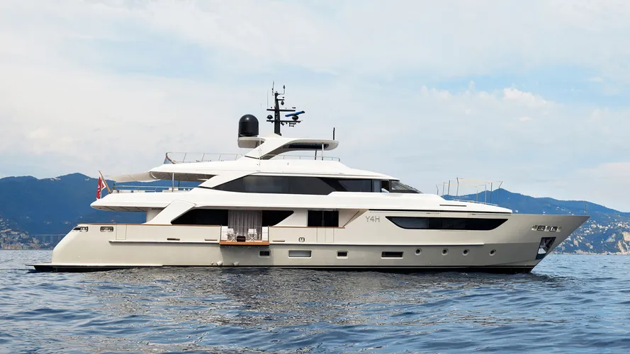 y4h-yacht-for-sale