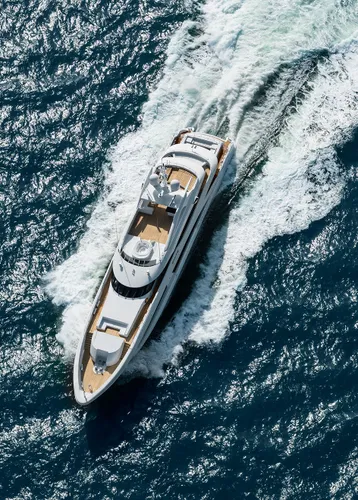 aerial-view-of-the-heesen-super-yacht-white-credit-dick-holthuis