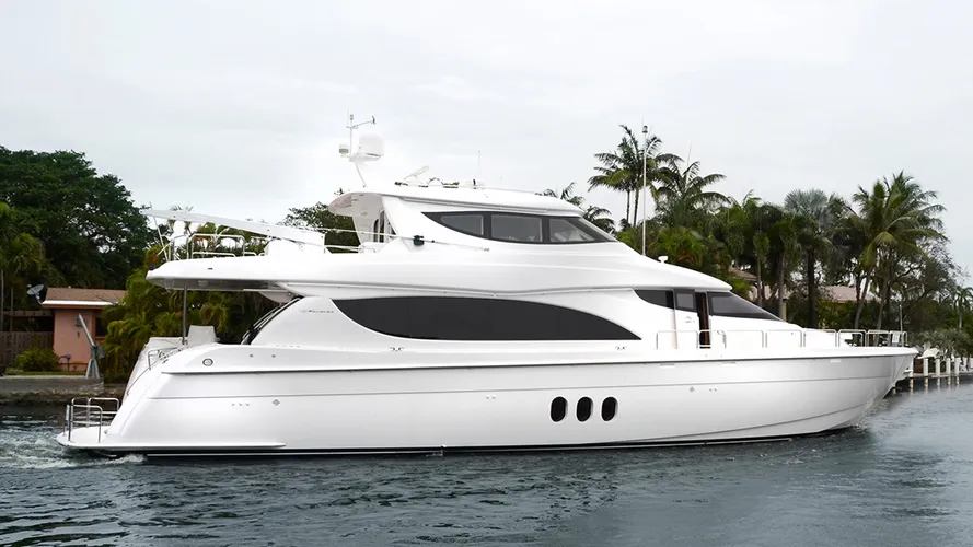Blue Moon II - Hatteras yacht sold