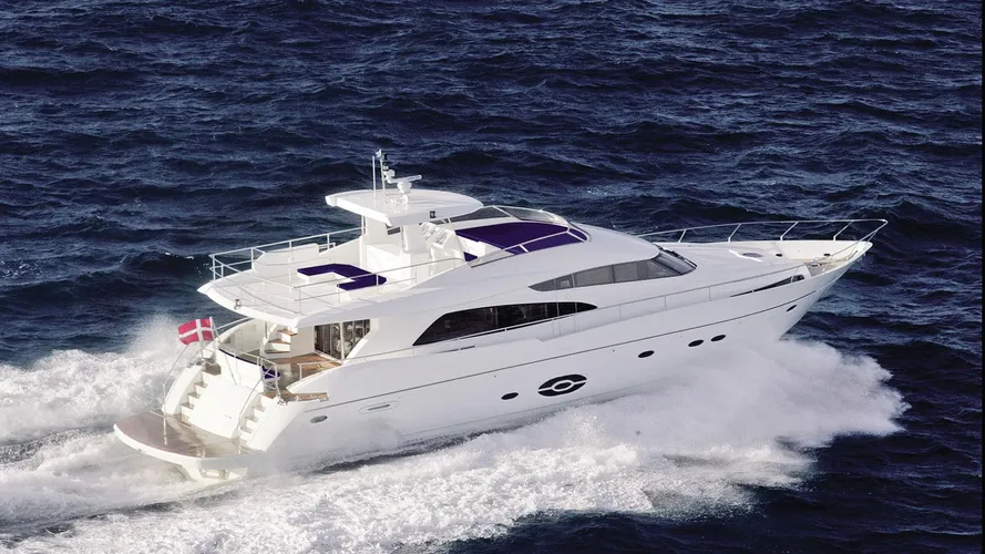 the-Royal-Denship-motor-yacht-Sophia-has-been-sold