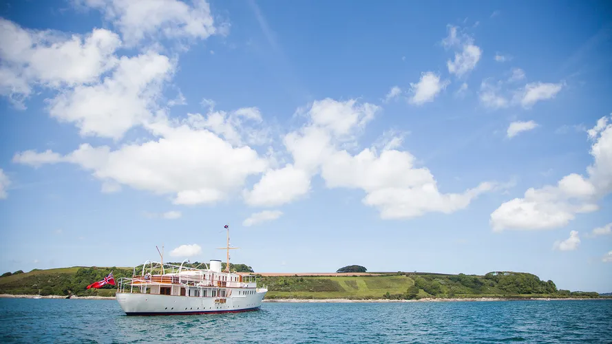 Malahne refit super yacht