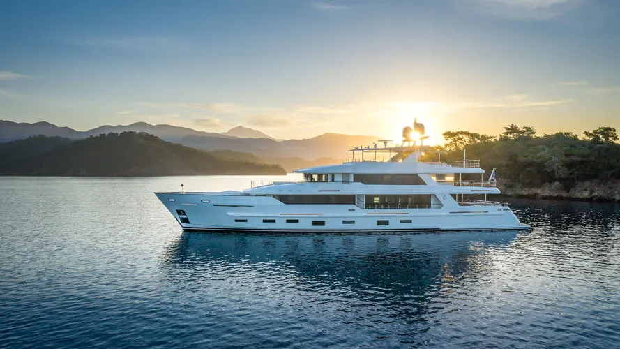 sunrise-yacht-delivered