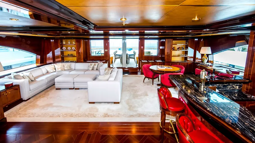 benetti-motor-yacht-bash-for-sale-saloon