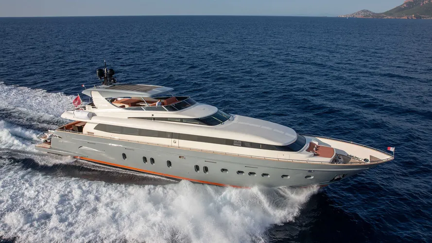 canados-motor-yacht-y42-for-sale