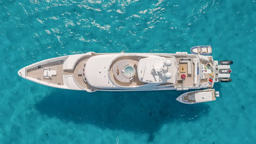 superyacht-Big-Sky