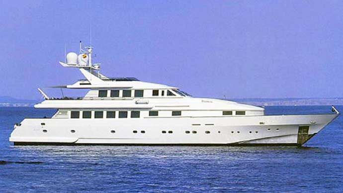 Fraser Yachts reduces the price of superyacht Indigo Star ...