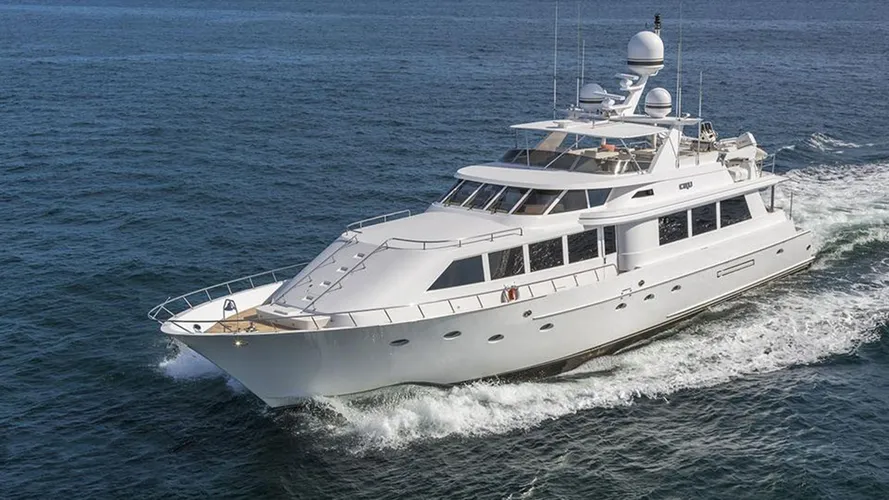 Cru - yacht sold