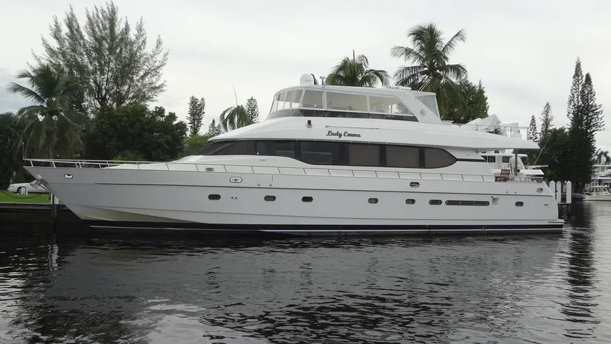 monte-fino-motor-yacht-lady-emma-has-been-sold