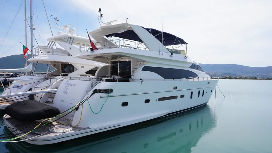 Premier-Cru-yacht-sold