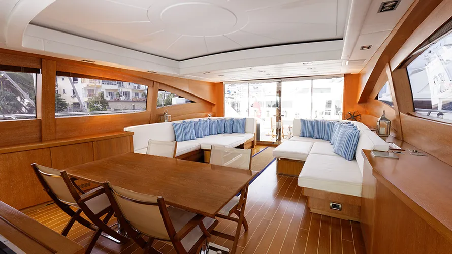 mangusta-motor-yacht-eva-for-sale