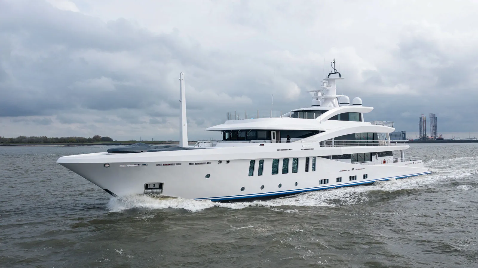 Stella Mi yacht