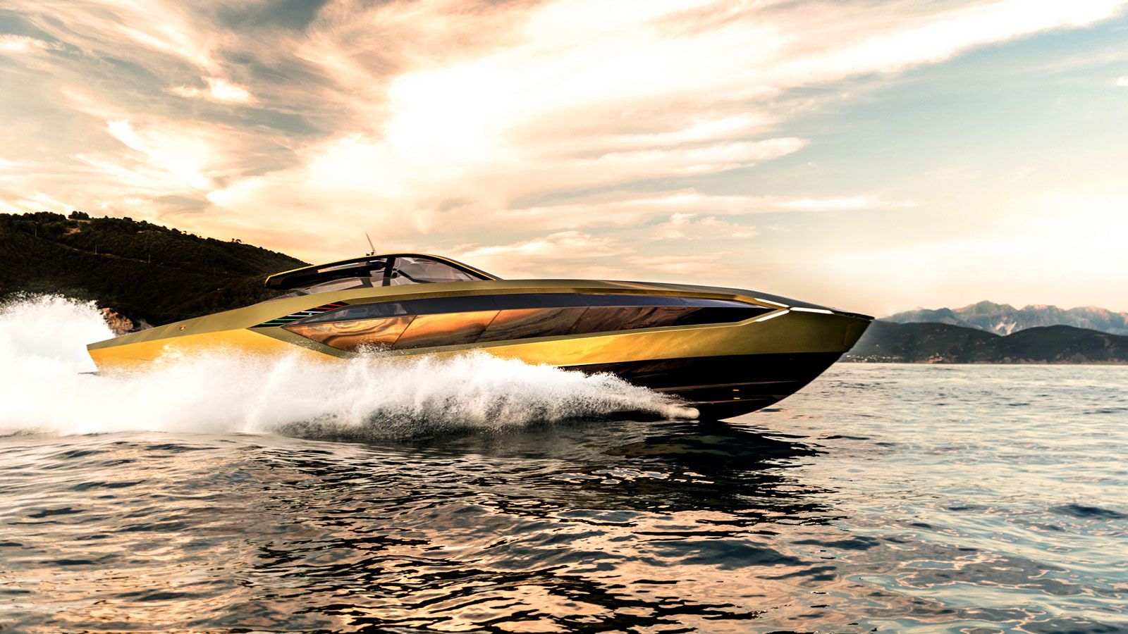 lamborghini cigarette boat On board the Tecnomar for Lamborghini 63 sport yacht
