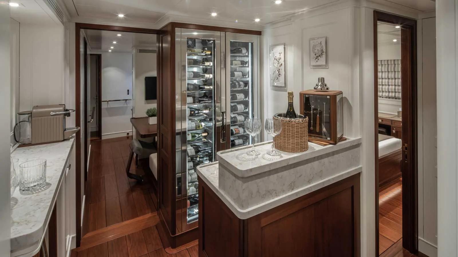 Audrey the First's bar-cum-divider