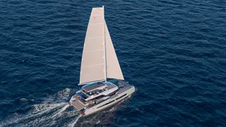 Fountaine Pajot 80 yacht