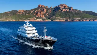 60m Trinity superyacht Grand Rusalina arrives at Reviva Refit for extensive works
