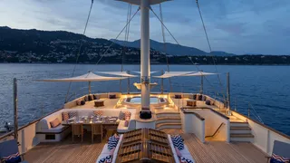 nero sun deck after refit