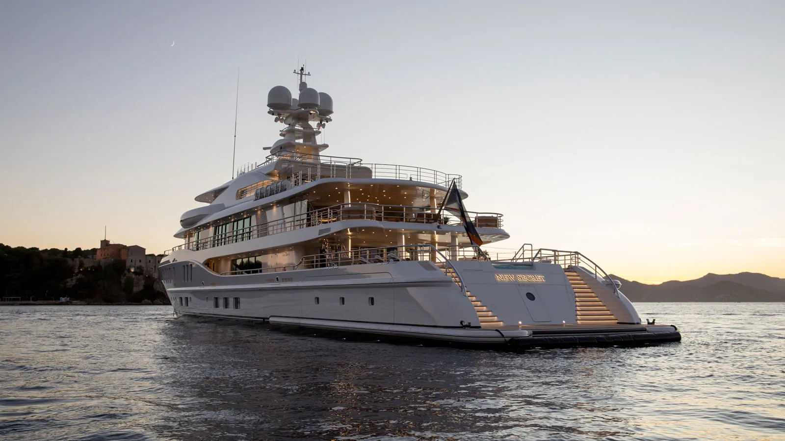 Superyacht New Secret