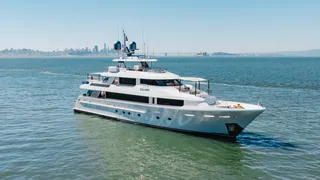 40m Westport motor yacht Figaro sold