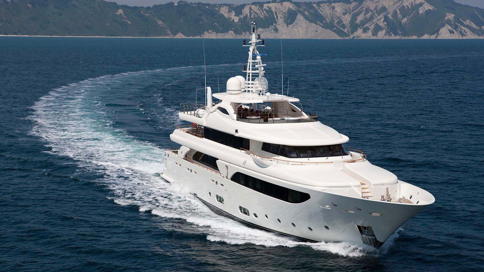 43m CRN motor yacht Enchantment rejoins market