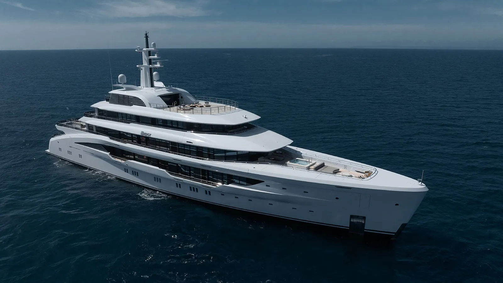 Energy yacht