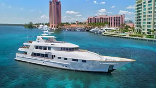 43m trinity motor yacht aquasition for sale